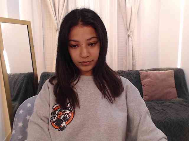 Scarleet-miaa webcam