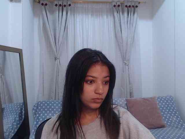 Scarleet-miaa webcam