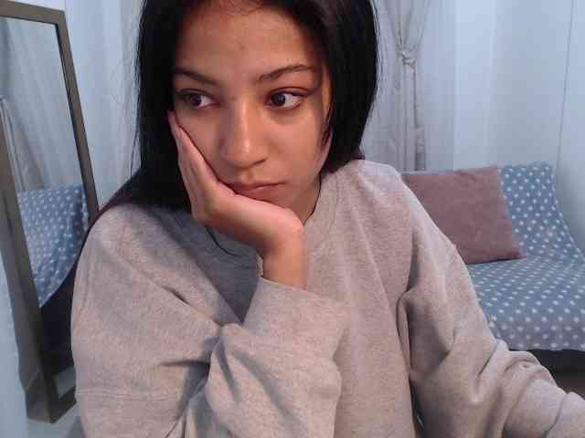 Scarleet-miaa webcam