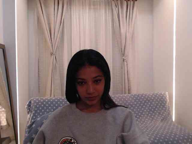 Scarleet-miaa webcam