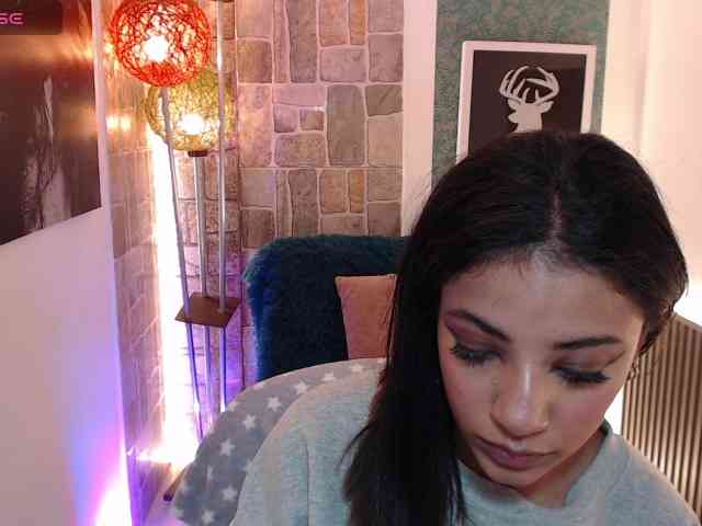 Scarleet-miaa webcam