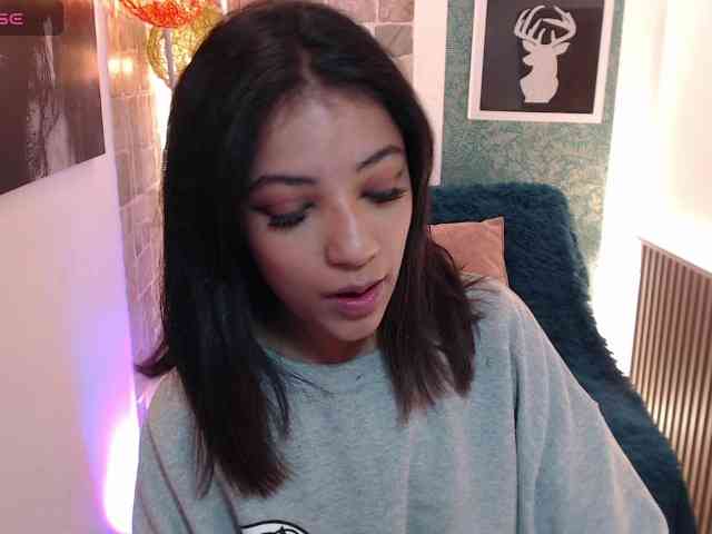 Scarleet-miaa webcam
