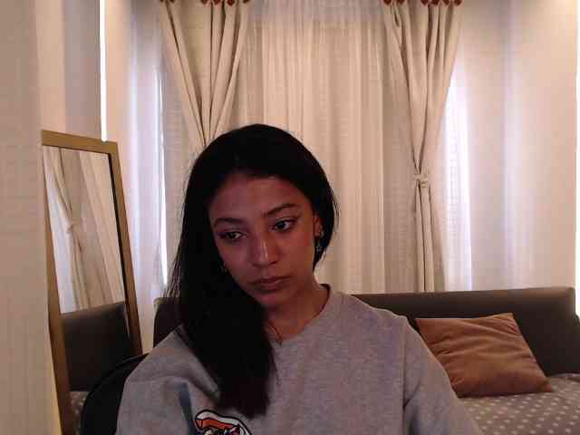 Scarleet-miaa webcam