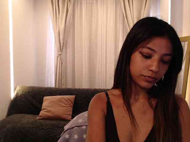 Scarleet-miaa webcam