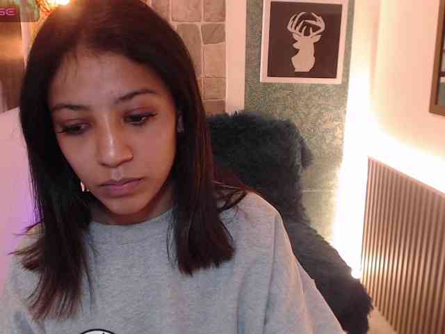 Scarleet-miaa webcam