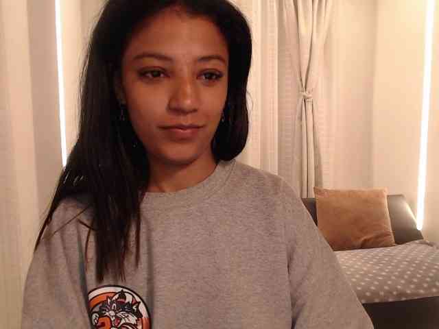 Scarleet-miaa webcam