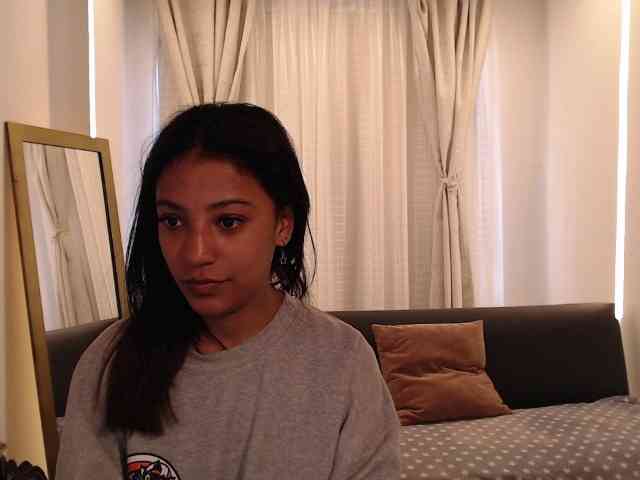 Scarleet-miaa webcam