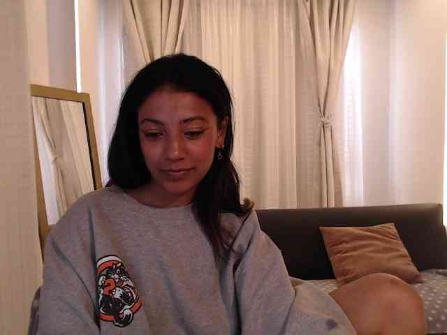 Scarleet-miaa webcam