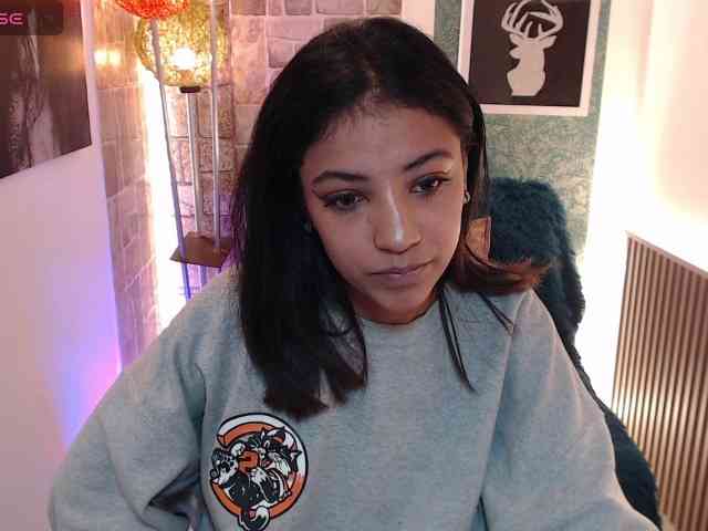 Scarleet-miaa webcam
