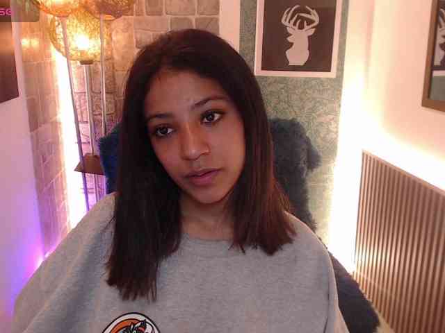 Scarleet-miaa webcam