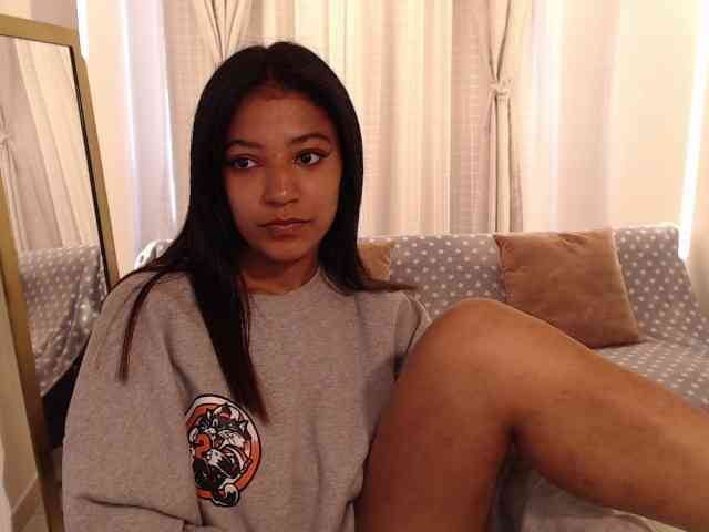 Scarleet-miaa webcam