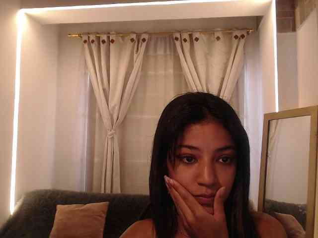 Scarleet-miaa webcam