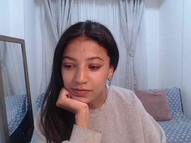 Scarleet-miaa webcam