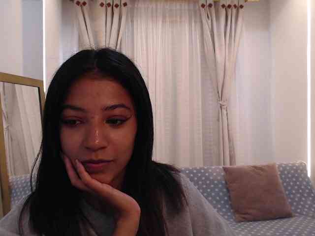 Scarleet-miaa webcam