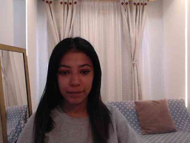 Scarleet-miaa webcam