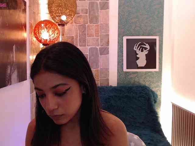 Scarleet-miaa webcam