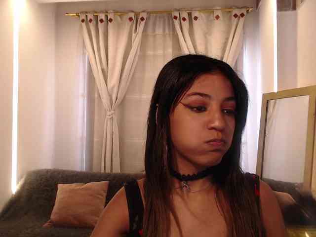 Scarleet-miaa webcam