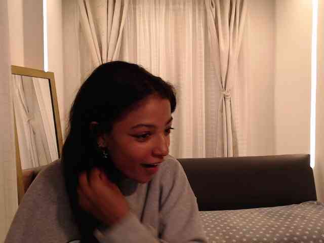Scarleet-miaa webcam