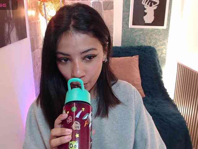 Scarleet-miaa webcam