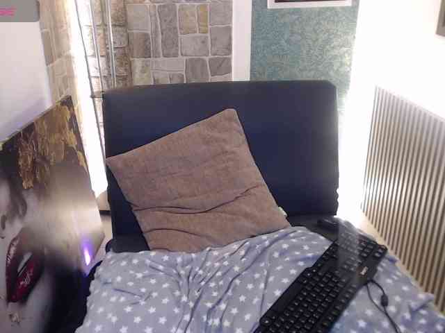 Scarleet-miaa webcam