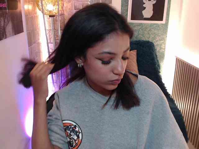 Scarleet-miaa webcam