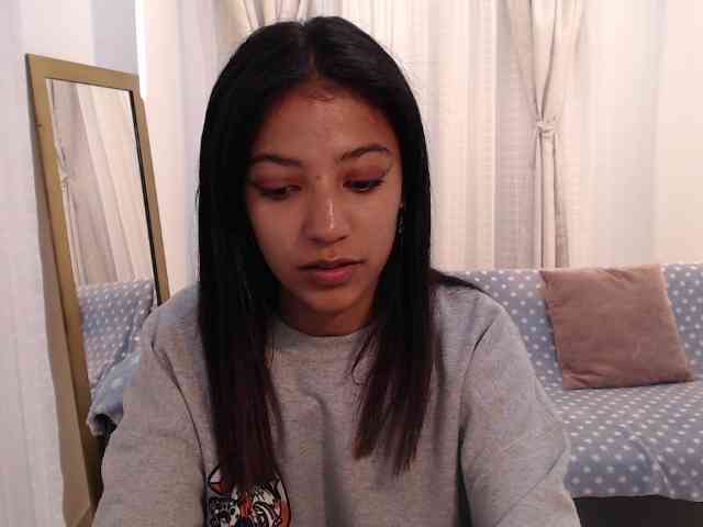 Scarleet-miaa webcam