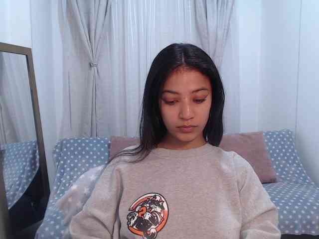 Scarleet-miaa webcam