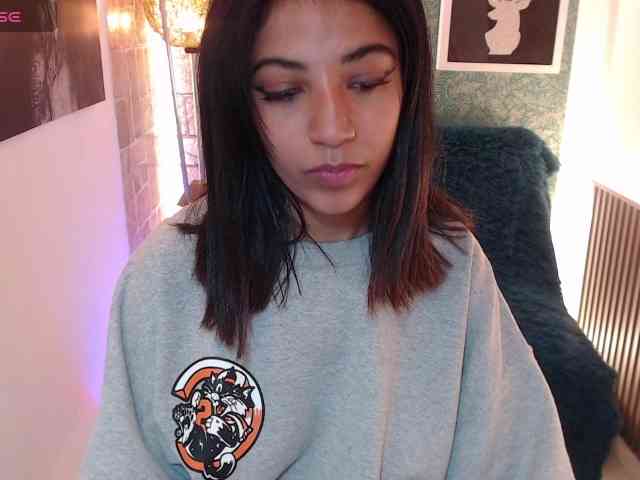 Scarleet-miaa webcam