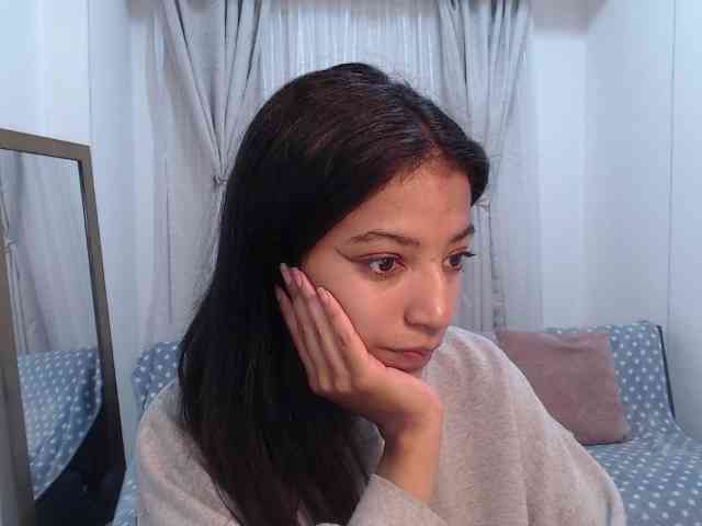 Scarleet-miaa webcam