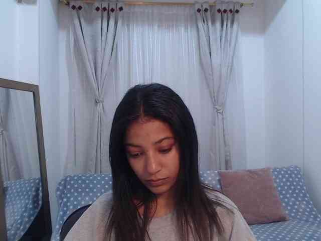 Scarleet-miaa webcam