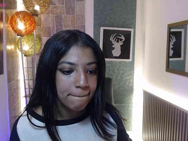 Scarleet-miaa webcam