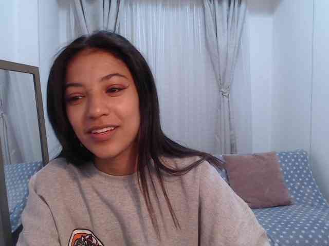 Scarleet-miaa webcam