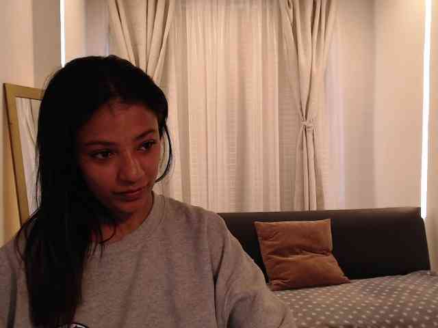 Scarleet-miaa webcam