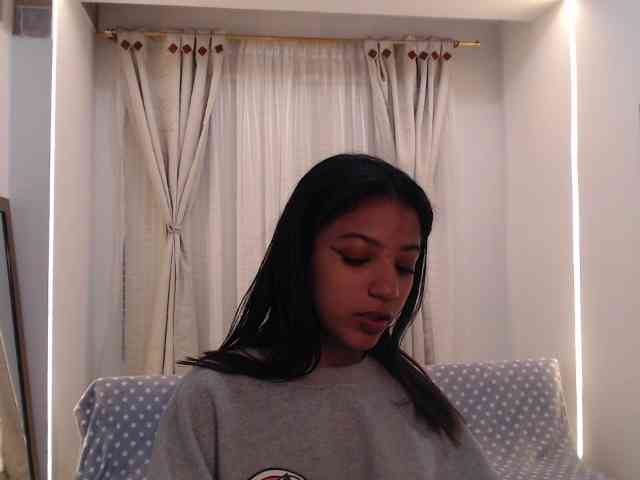 Scarleet-miaa webcam