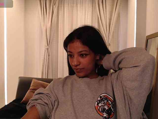 Scarleet-miaa webcam