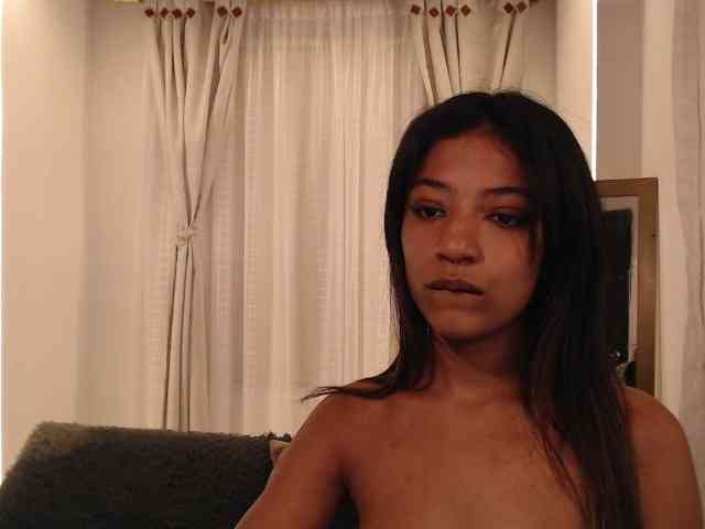 Scarleet-miaa webcam