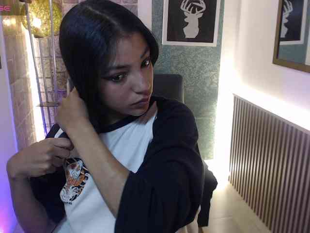 Scarleet-miaa webcam
