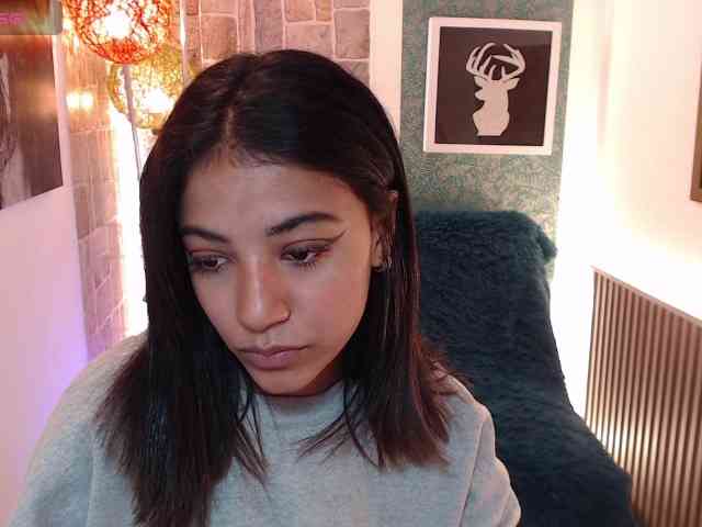 Scarleet-miaa webcam