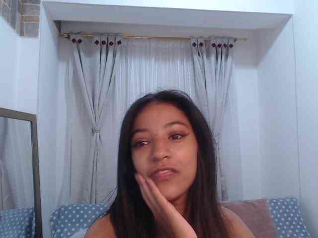 Scarleet-miaa webcam