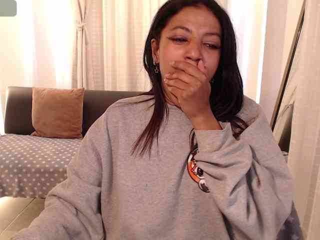 Scarleet-miaa webcam
