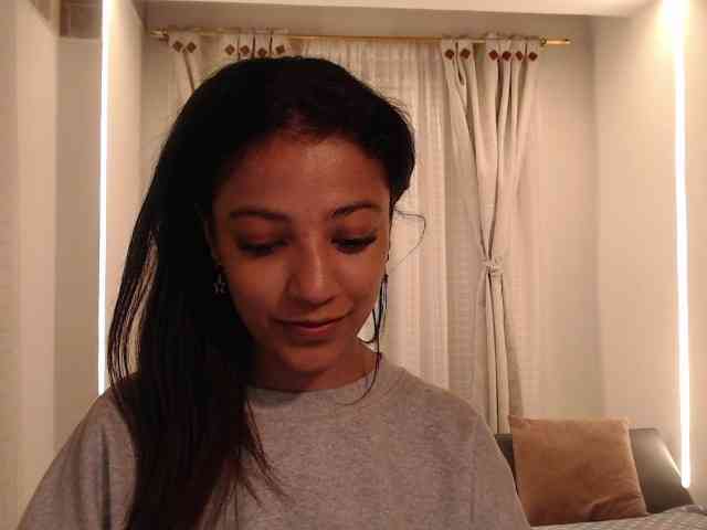 Scarleet-miaa webcam