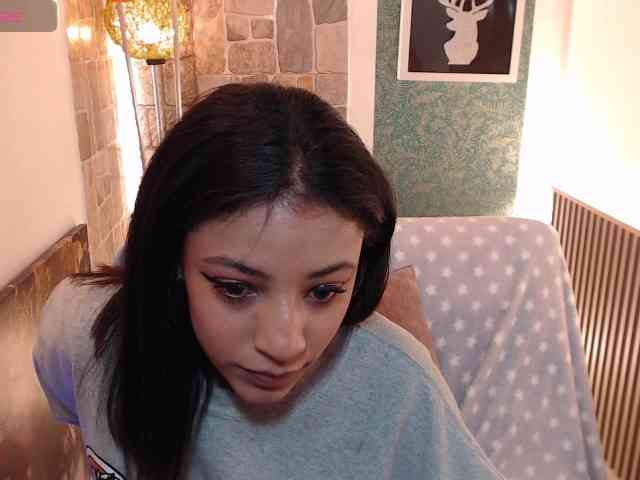Scarleet-miaa webcam