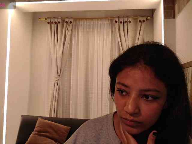 Scarleet-miaa webcam