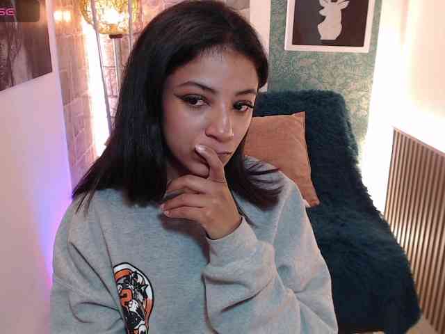 Scarleet-miaa webcam