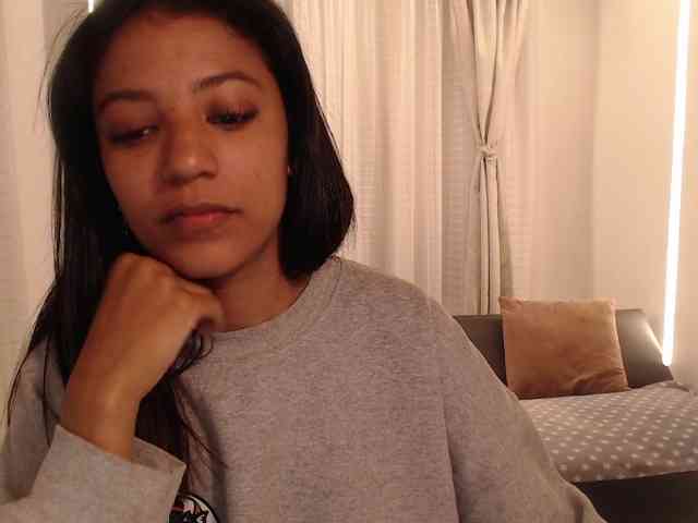 Scarleet-miaa webcam