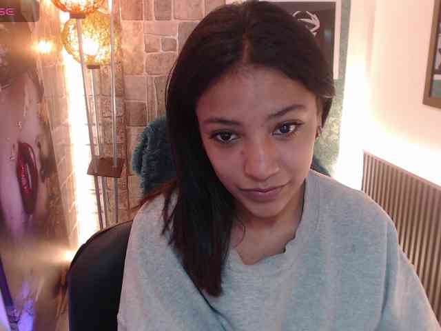Scarleet-miaa webcam
