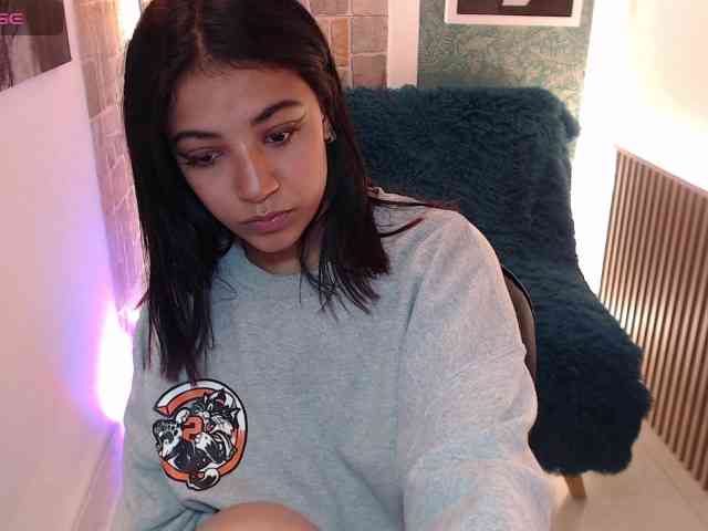 Scarleet-miaa webcam