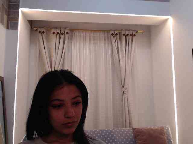 Scarleet-miaa webcam