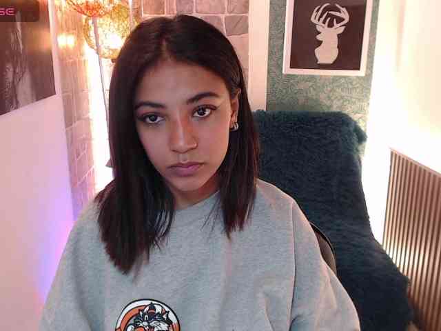 Scarleet-miaa webcam