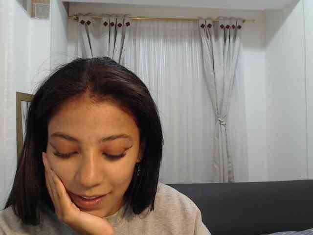 Scarleet-miaa webcam